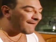 நாட்டுக்கட்டை மகளின் சாமானில் ஓட்டி சுகம் அனுபவித்த அப்பா Tamil Family Sex